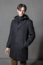 MOŠKI ČRN PLAŠČ Z ODSTRANLJIVO KAPUCO - Image 5