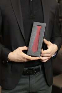 KRAVATA PRESENEČENJA